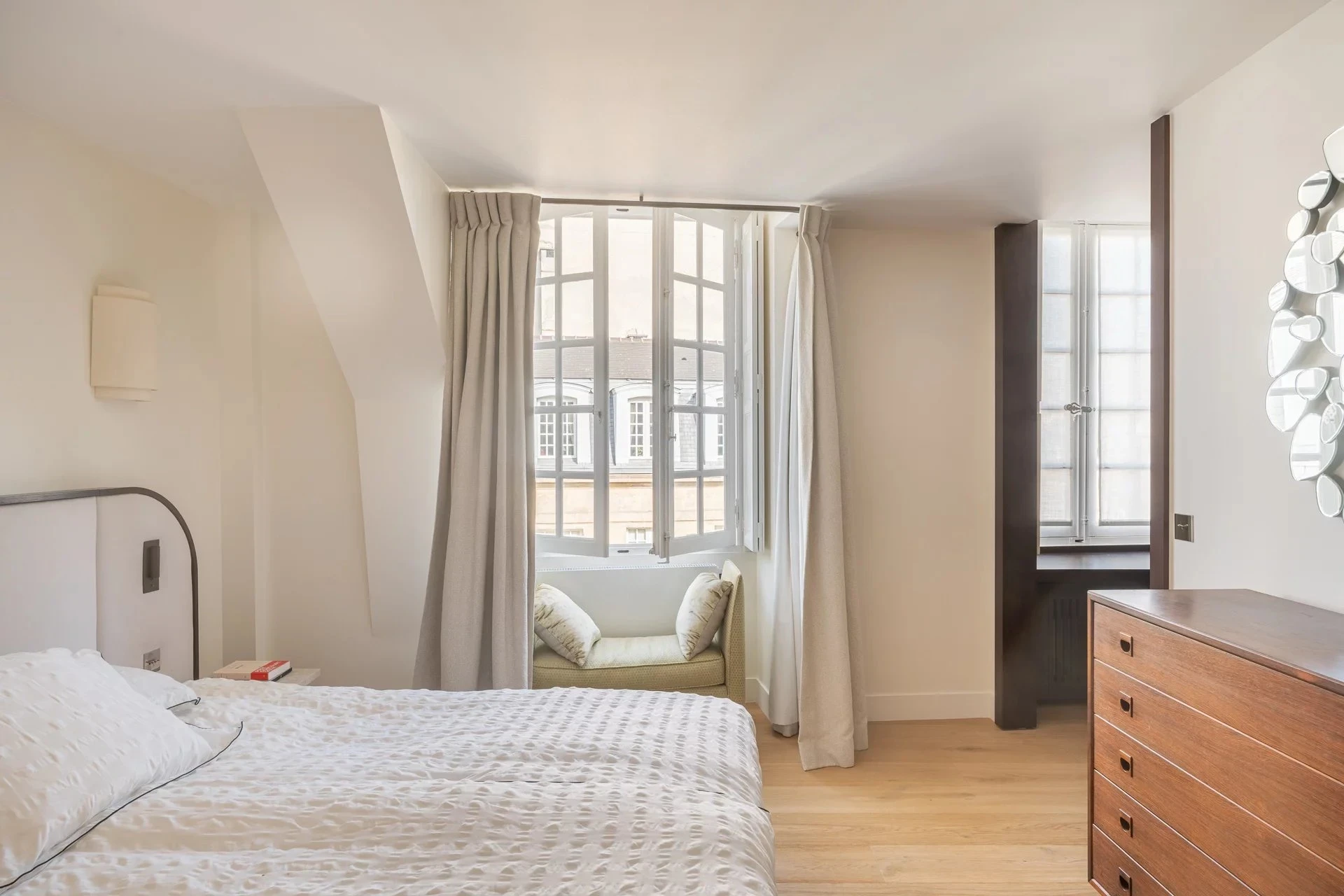 Picture of property: Exceptional property with breathtaking views 8