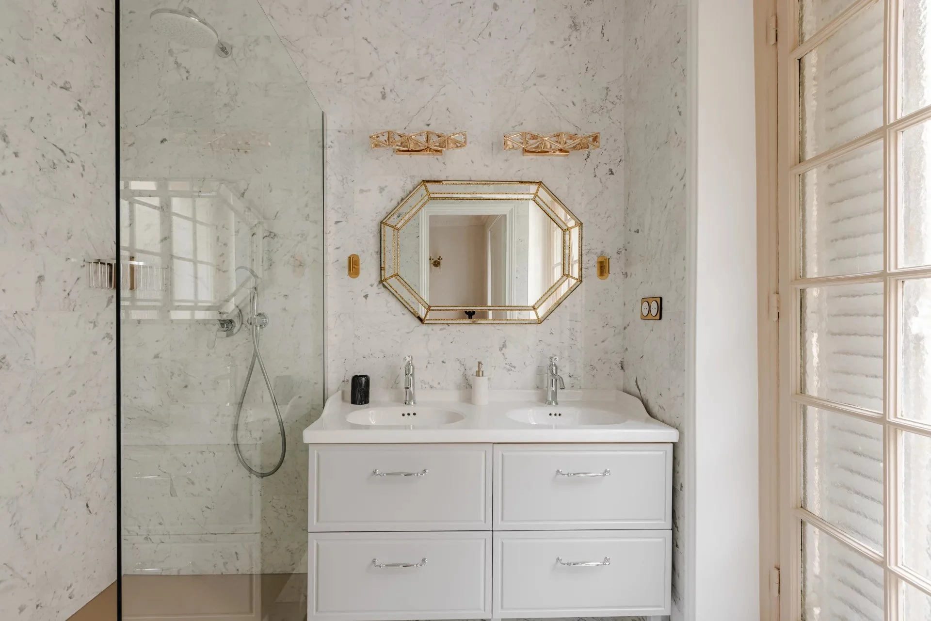 Picture of property:  5