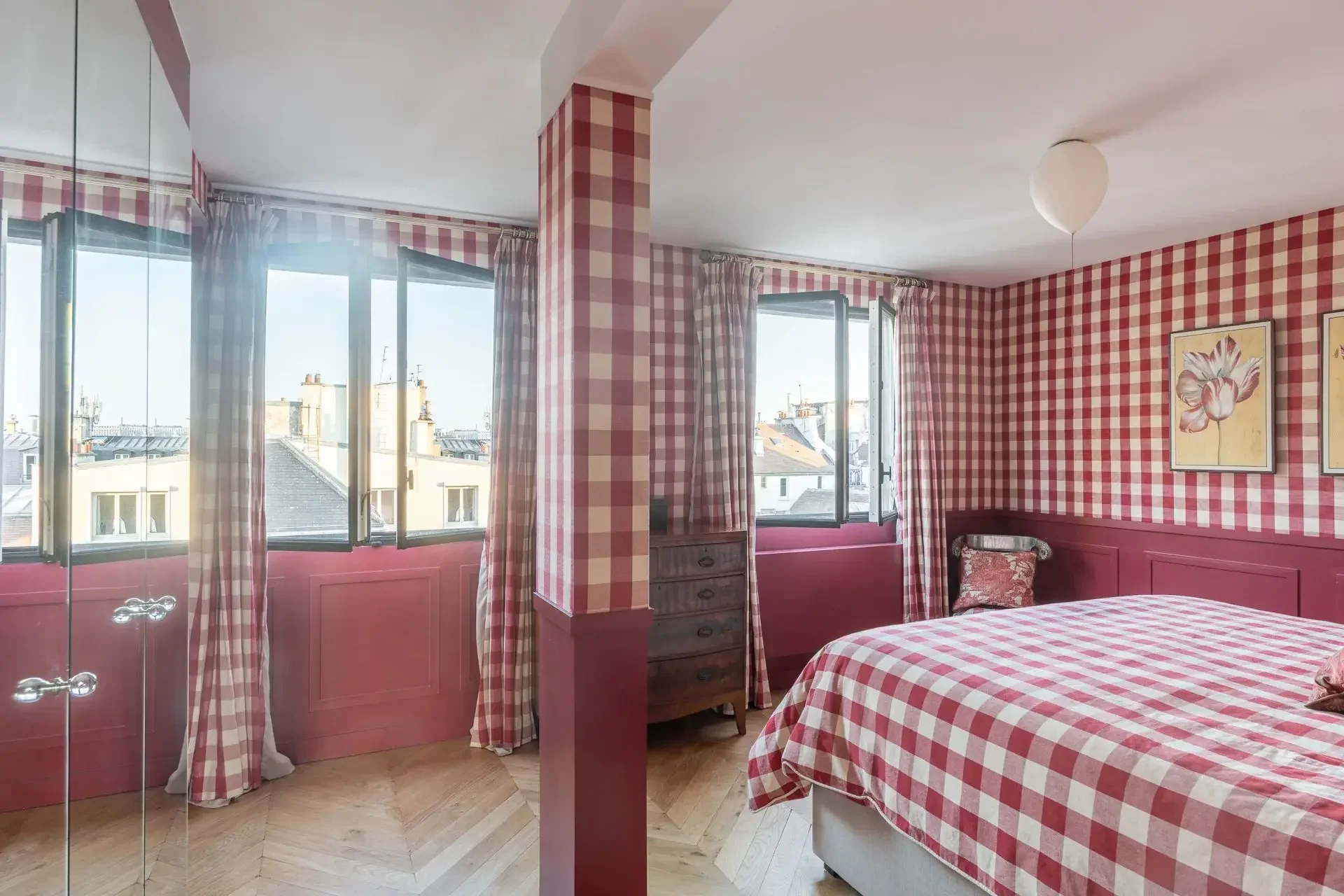 Image du bien : Appartement en dernier étage avec ascenseur et vues sur la Seine 7