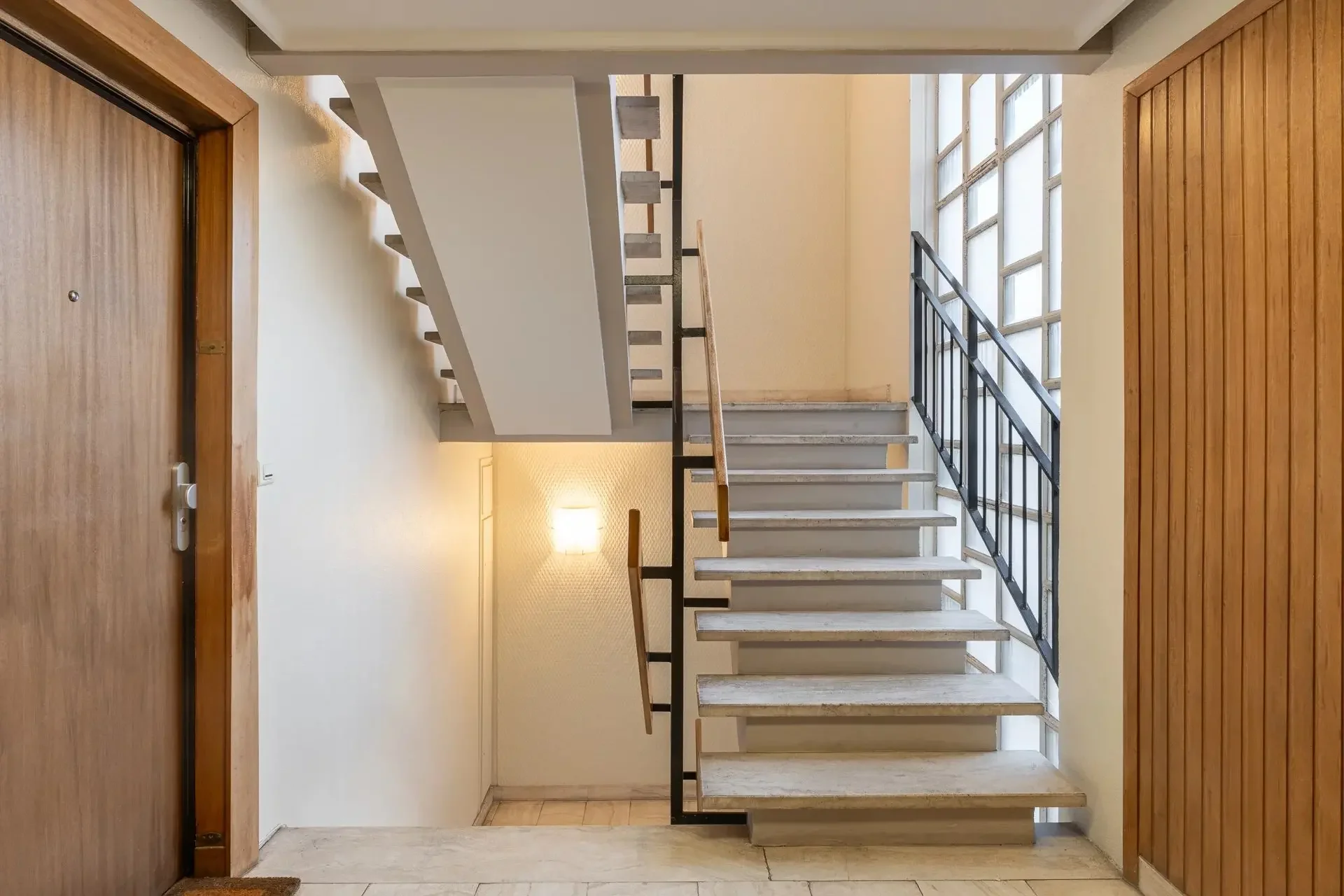 Image du bien : Appartement en dernier étage avec ascenseur et vues sur la Seine 15