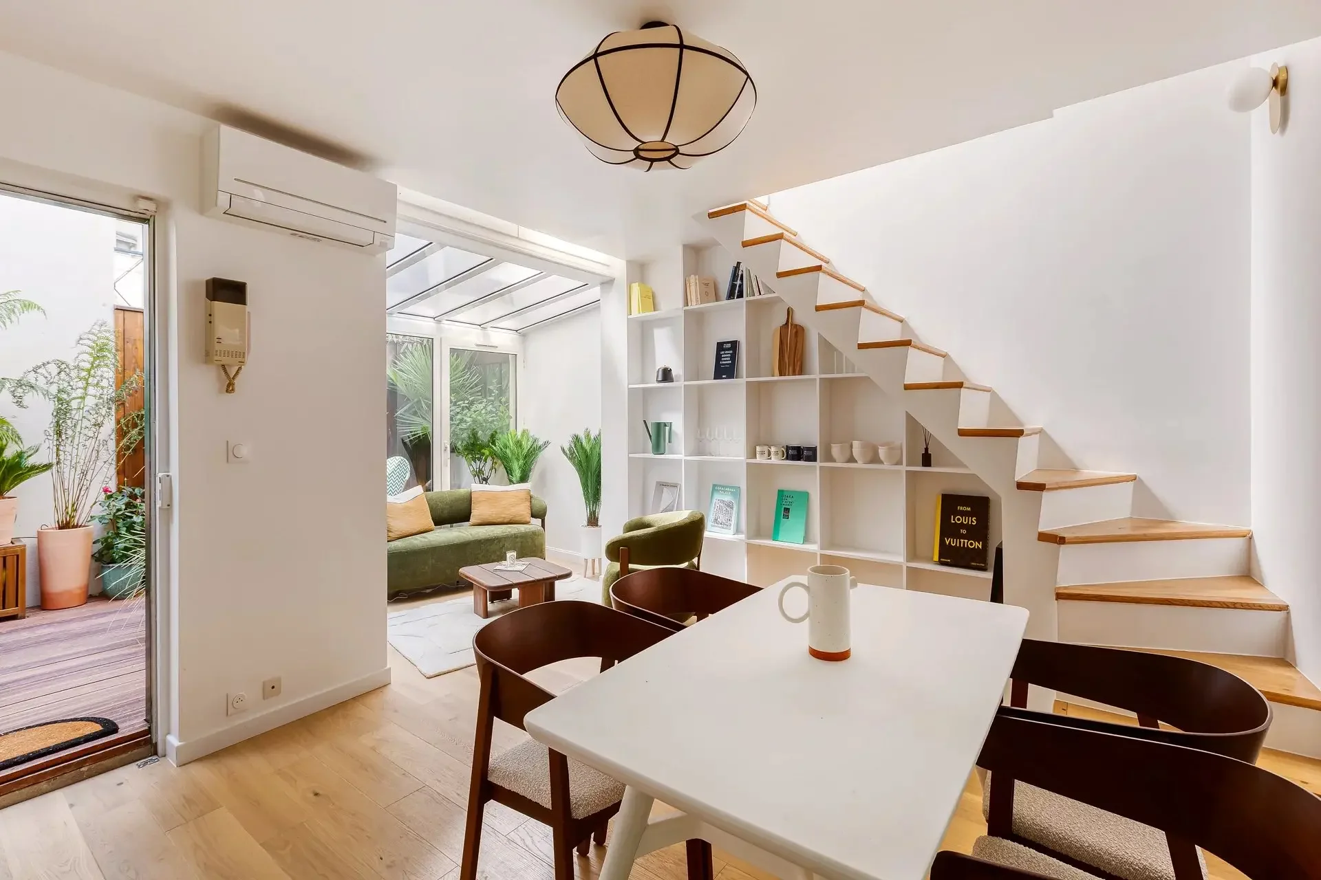 Image du bien : Maison de ville avec terrasse arborée 6