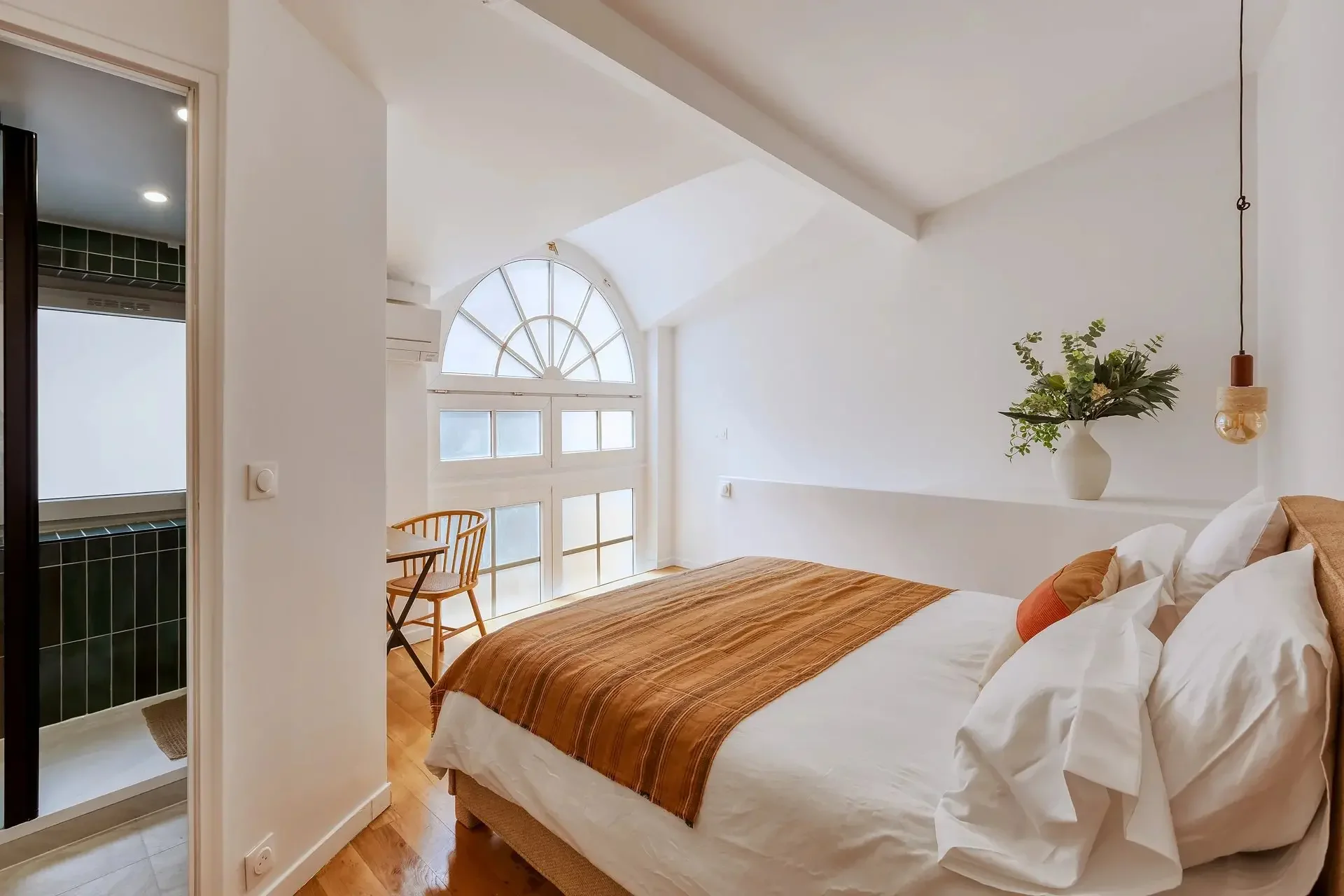 Image du bien : Maison de ville avec terrasse arborée 3