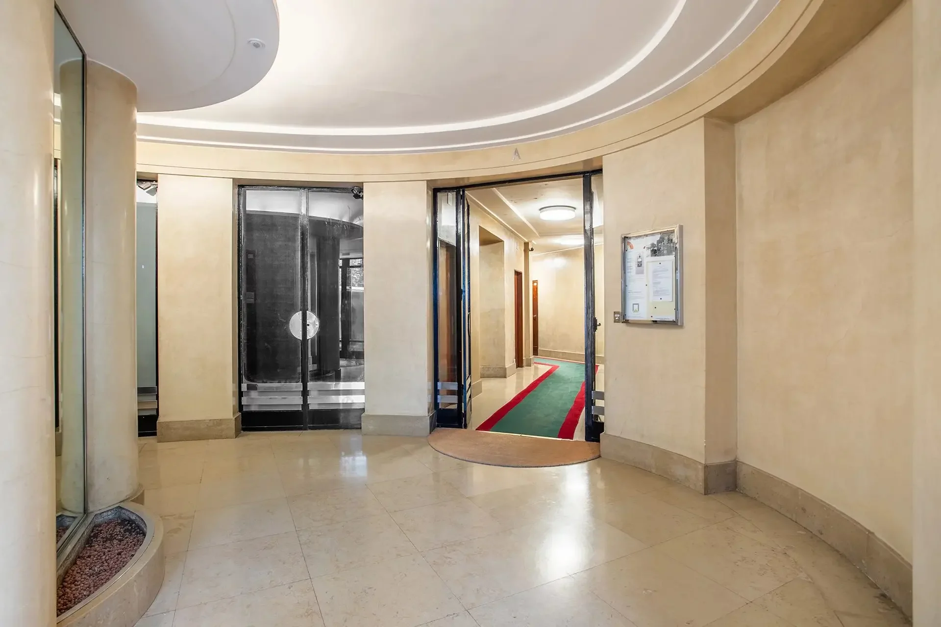 Image du bien : Studio parfait état 6