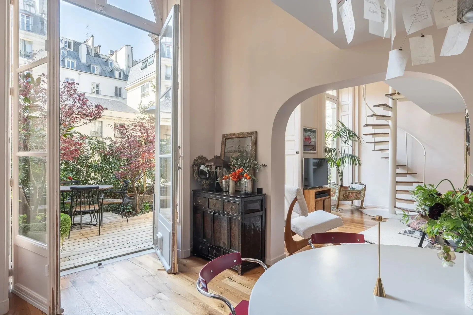 Appartement lumineux et ensoleillé avec jardin