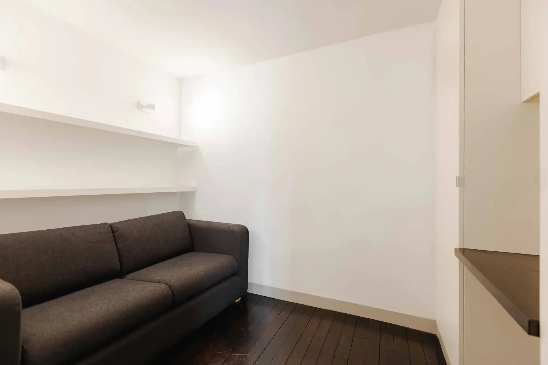 Picture of property:  4