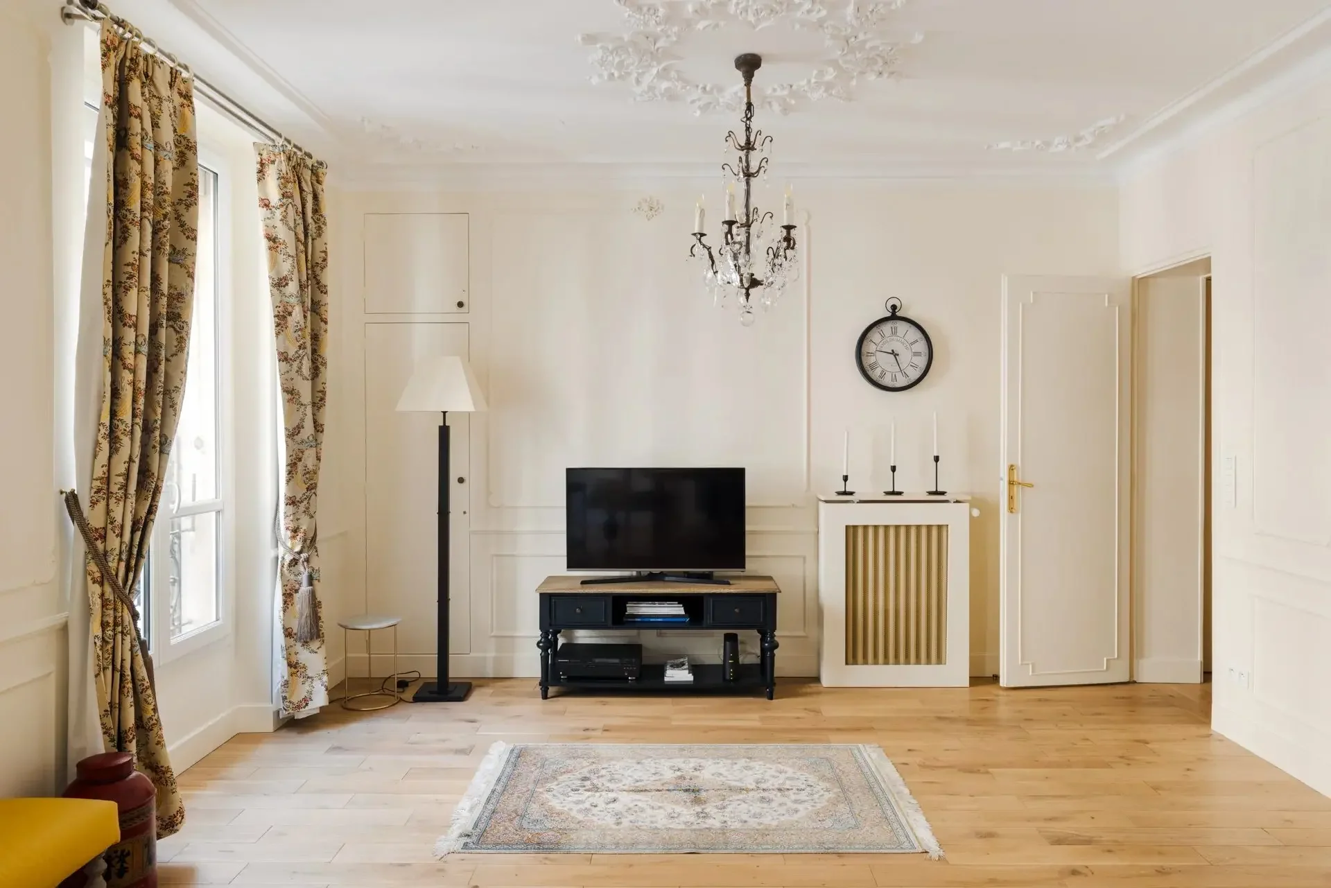 Image du bien : Appartement de charme proche Champ de Mars 3