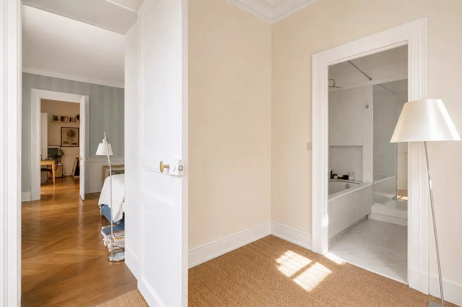 Picture of property:  12