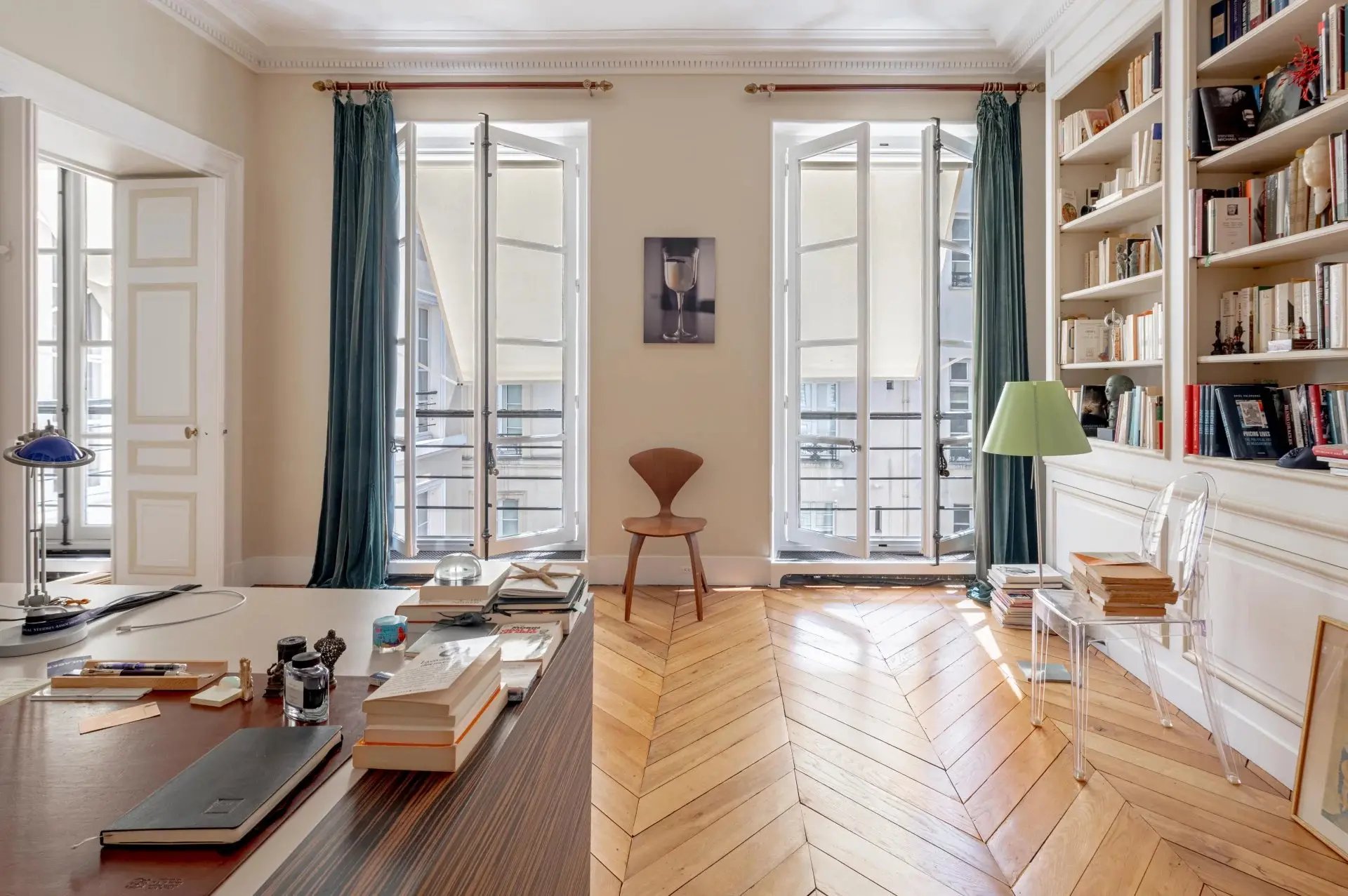 Appartement 5 pièces 119 m² · à Paris · 118,6 m² · 2 300 000 €