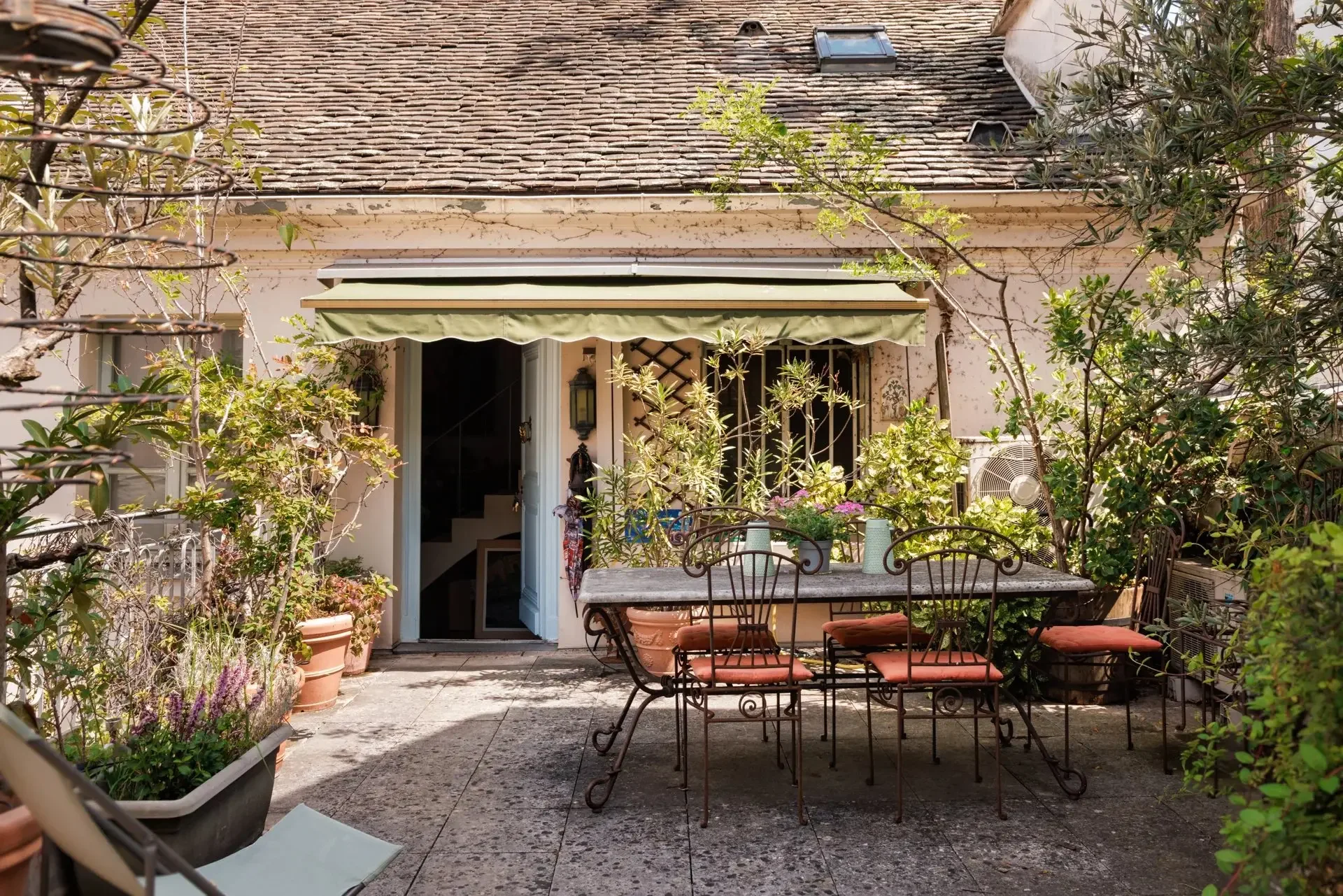 Advantages of property