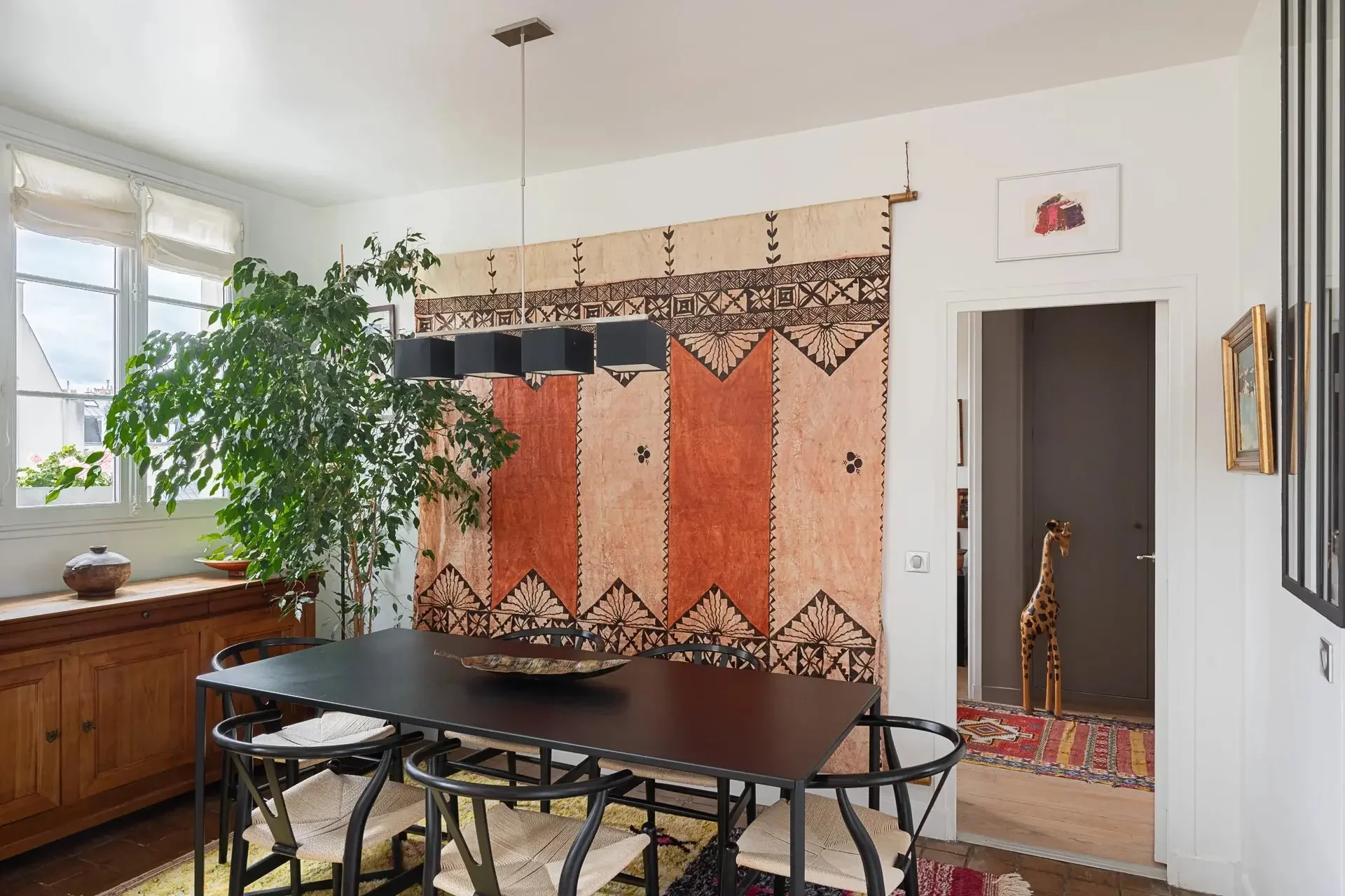 Picture of property: Charming Duplex with Balconies in the Upper Floors of a Remarkable Heritage Building 10