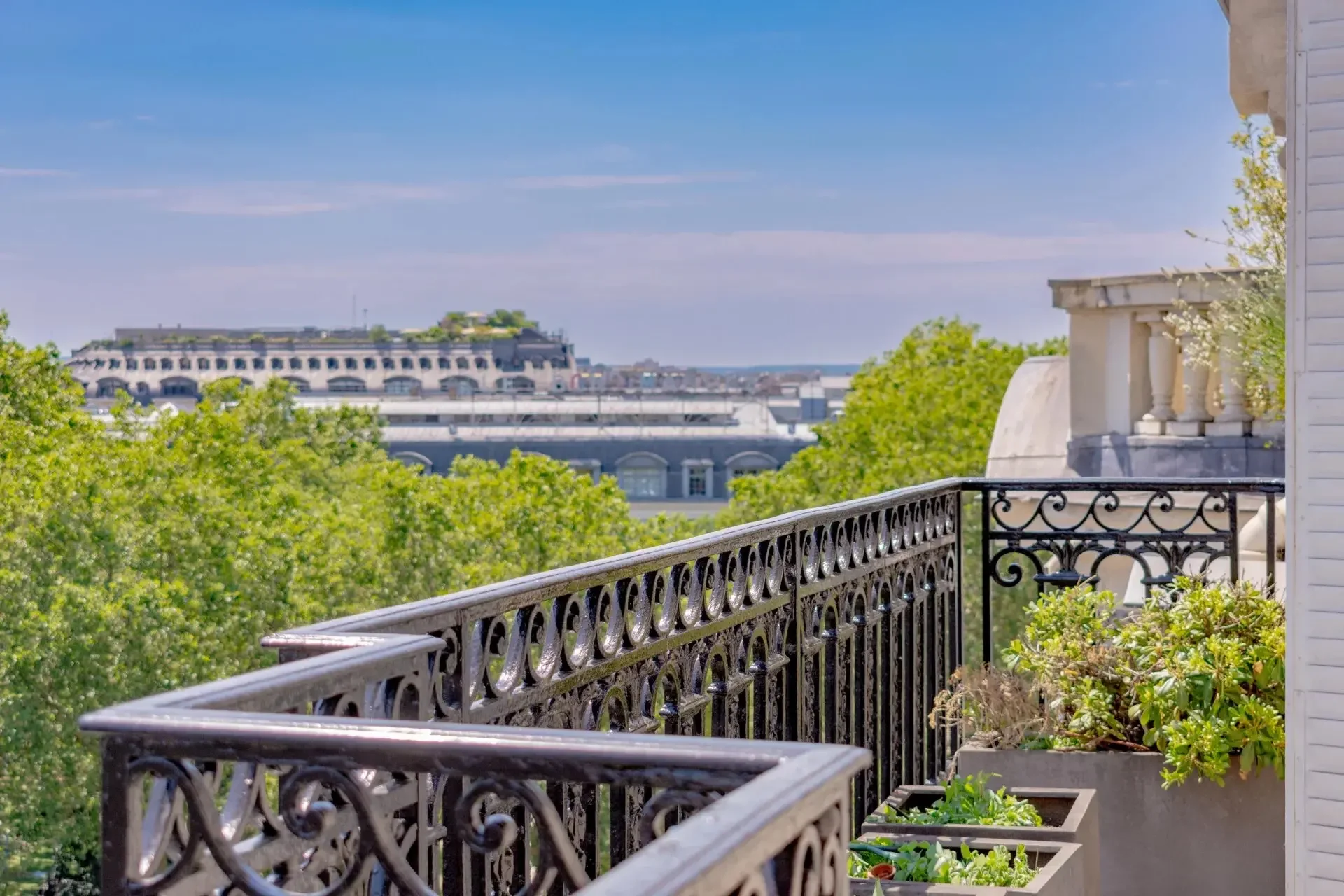 Duplex de caractère aux derniers étages