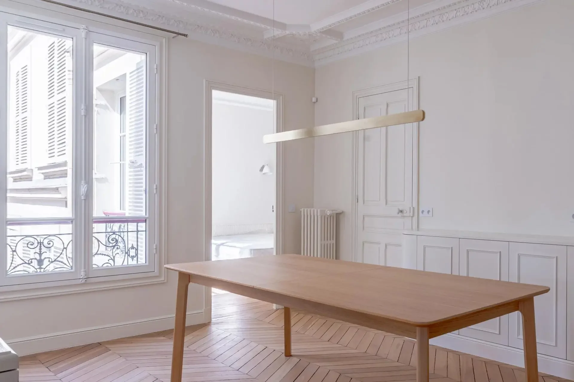Picture of property: Apartment renovated throughout - Panthéon 9