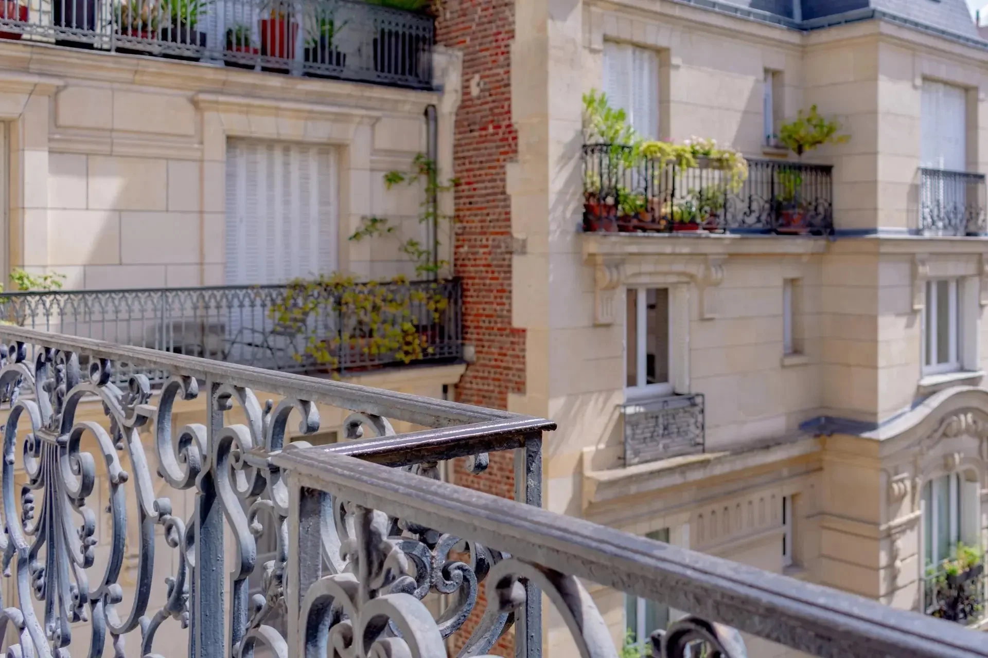 Picture of property: Apartment renovated throughout - Panthéon 22