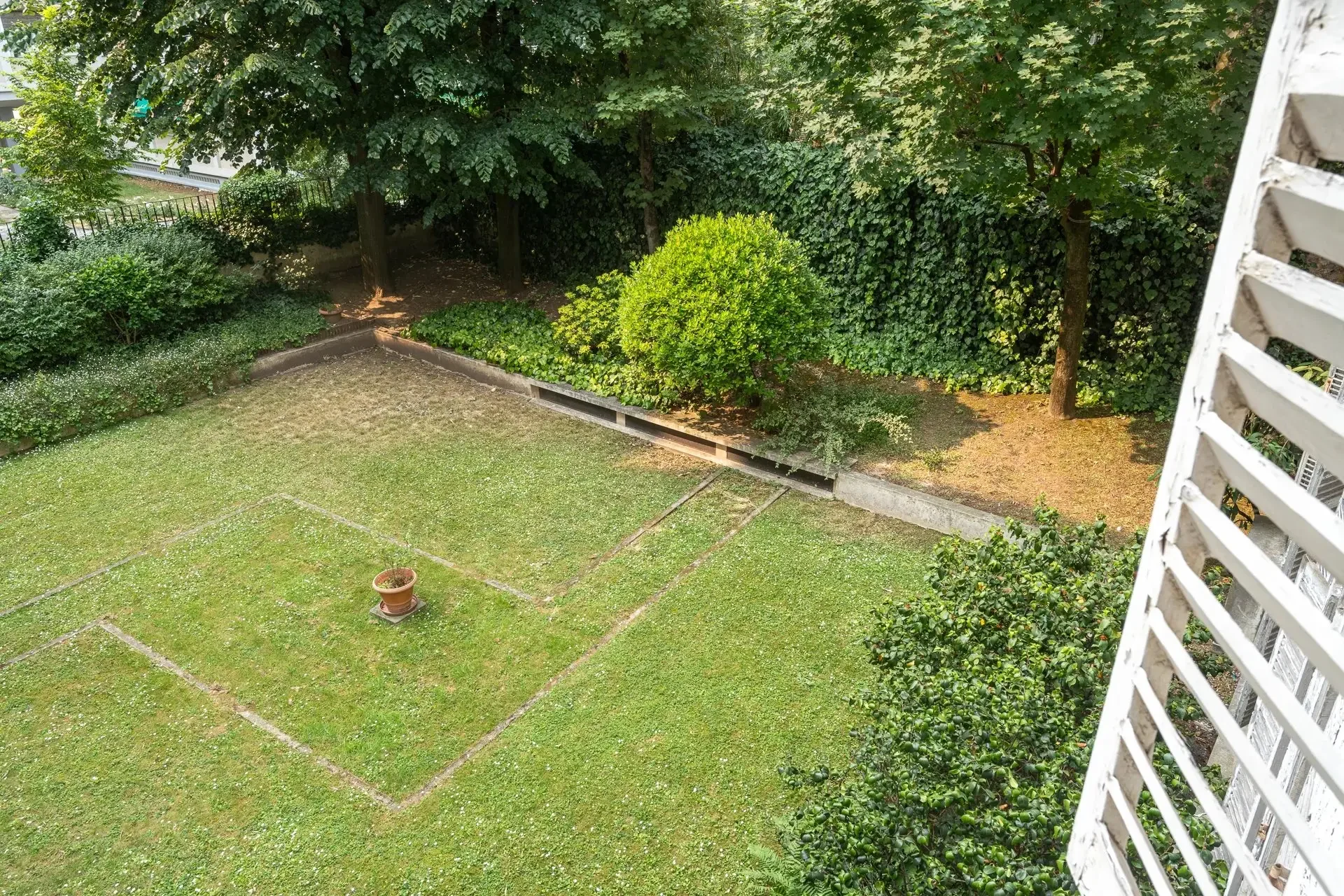 Duplex beaux volumes vue dégagée sur jardin
