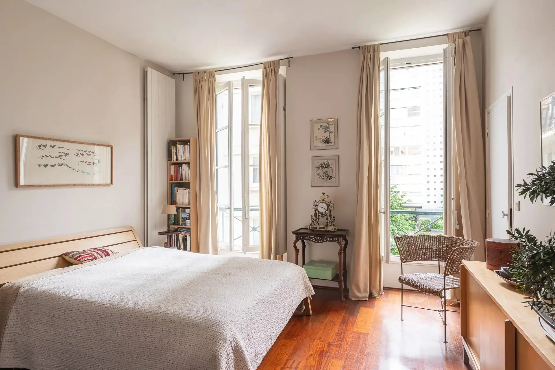 Image du bien : Duplex beaux volumes vue dégagée sur jardin 7