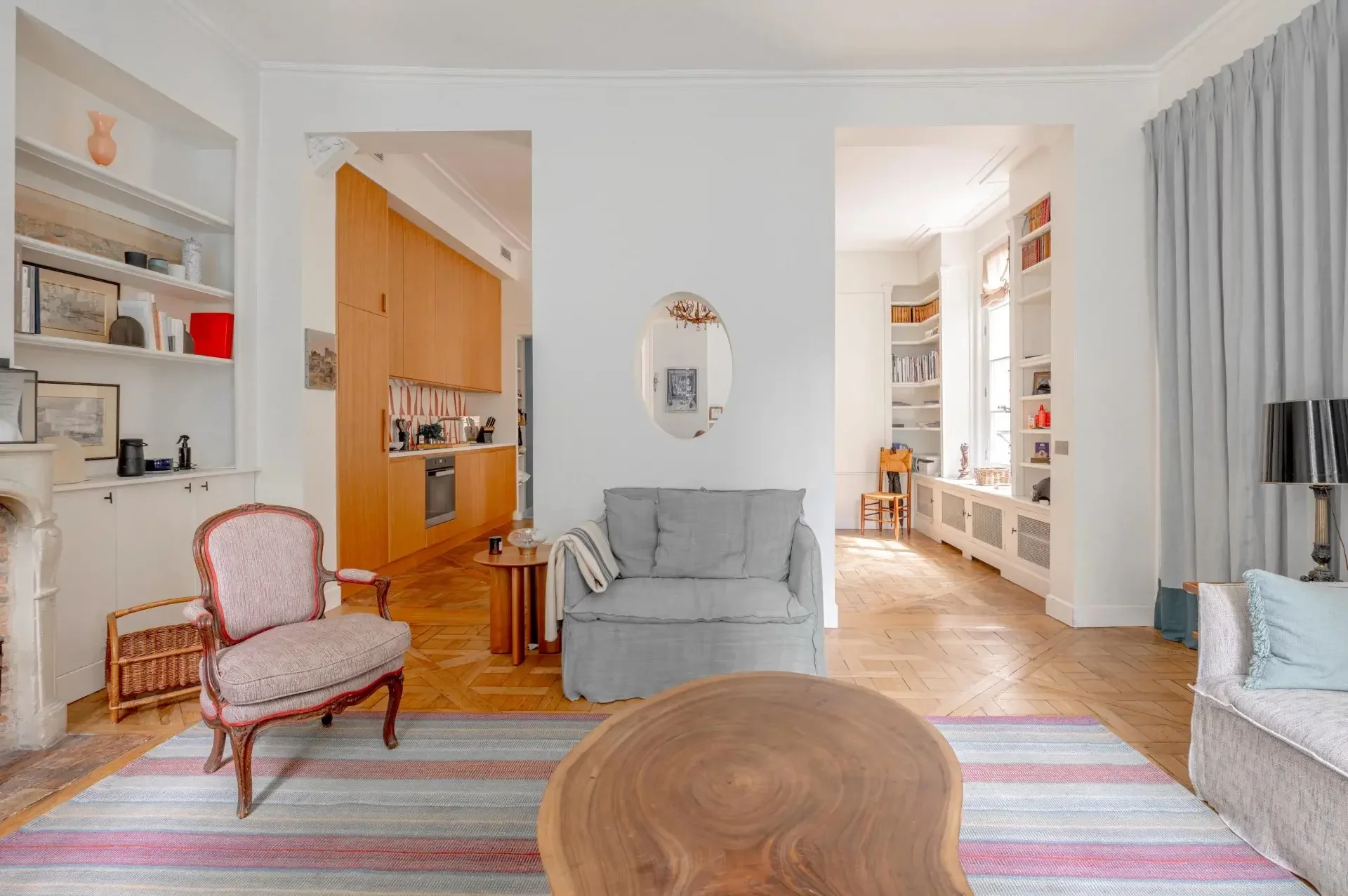 Picture of property: Rue de Verneuil - Apartment overlooking gardens 18