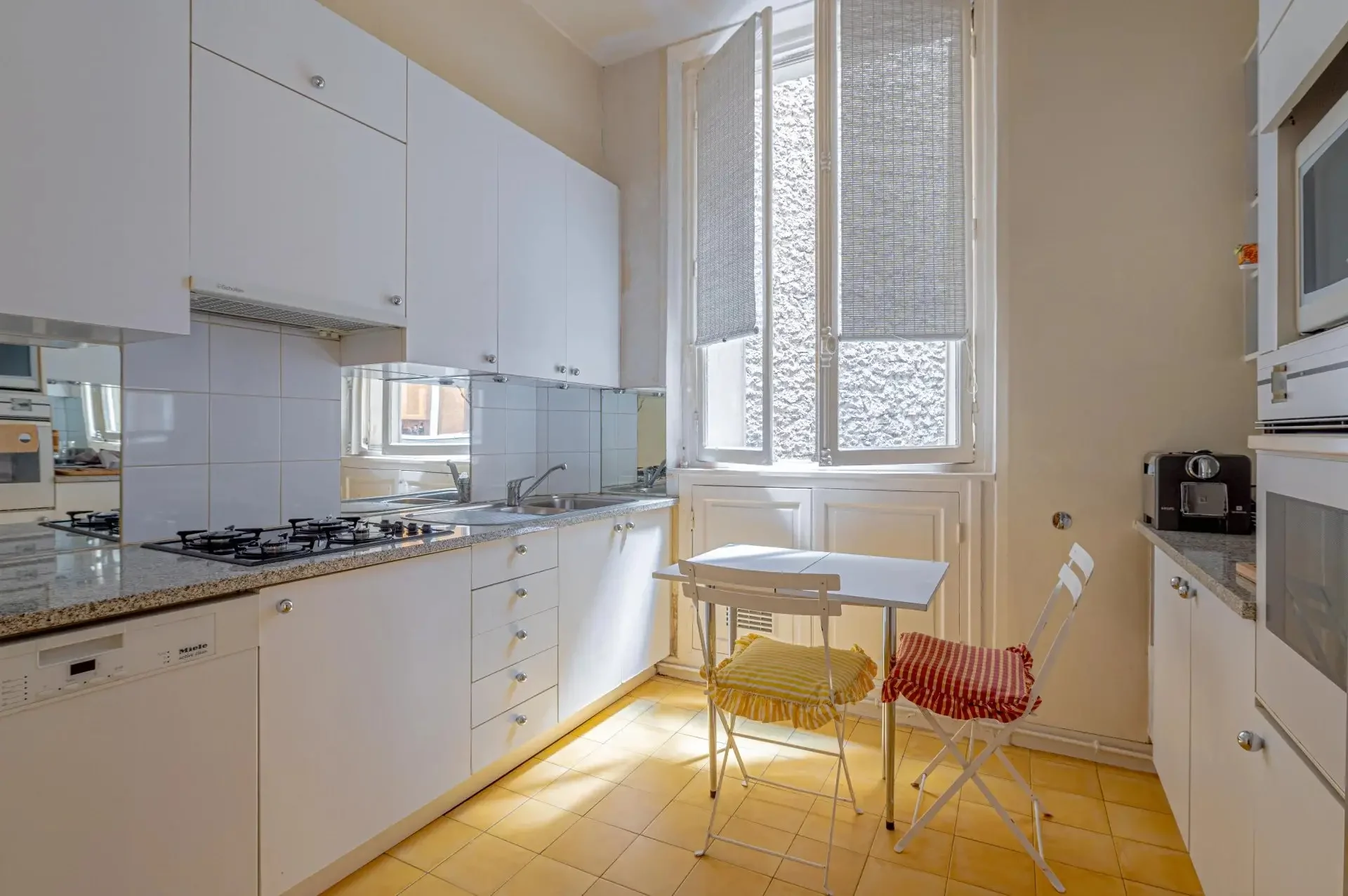 Picture of property:  10