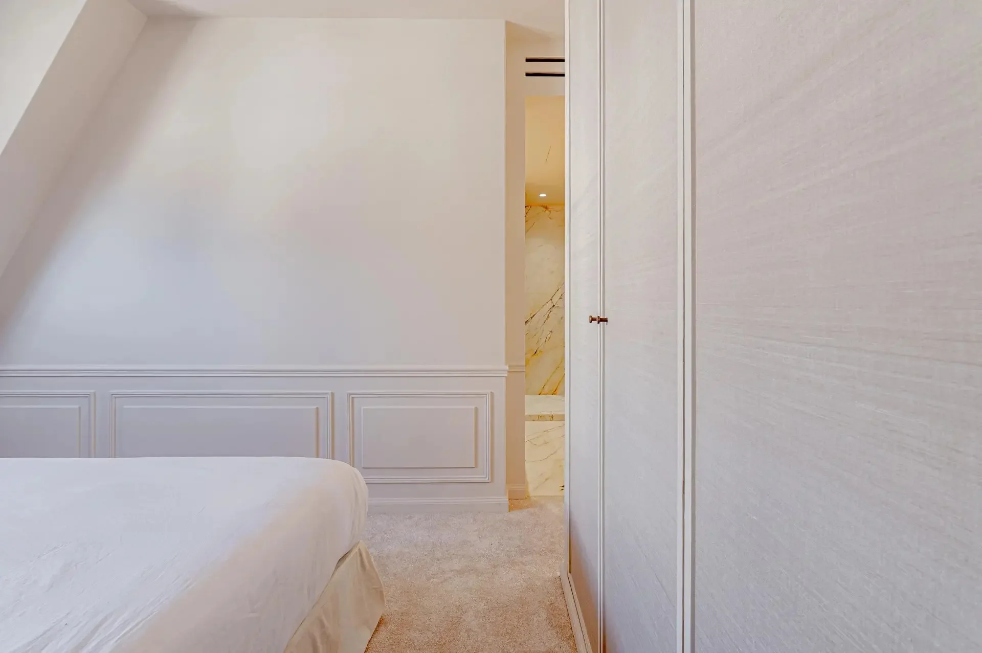 Picture of property: Premium pied-à-terre 13
