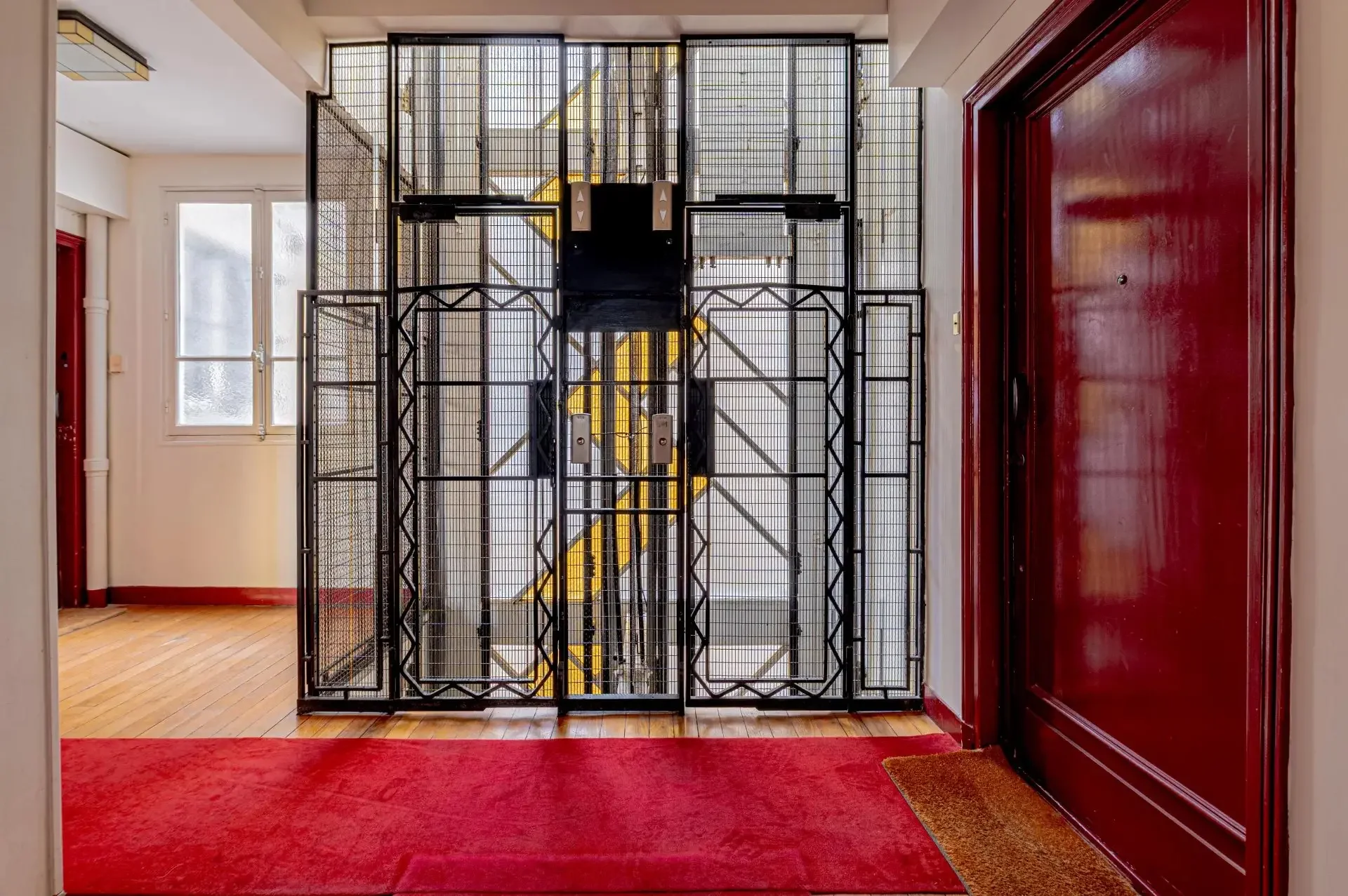 Picture of property: Artist’s studio to renovate 10