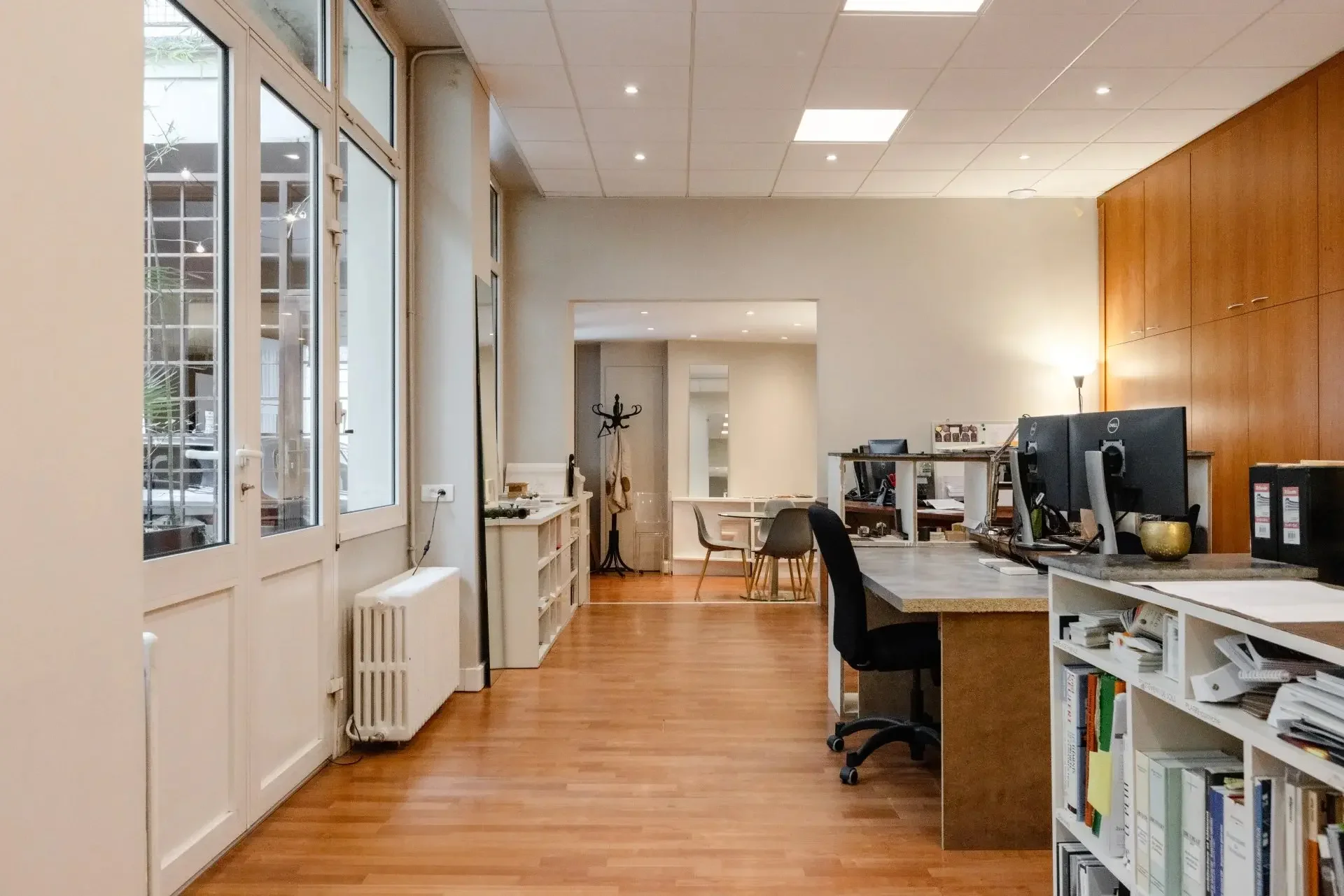 Image du bien : Bureaux donnant sur une cour arborée 7