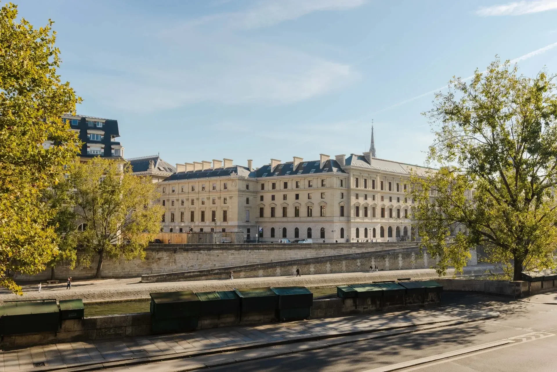 Image du bien : Elégance intemporelle et vues sur la Seine 2