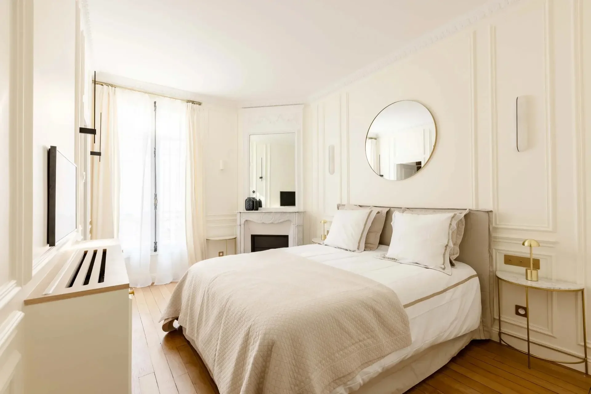 Image du bien : L'elégance d'un appartement Parisien au pied de la tour Eiffeil 9