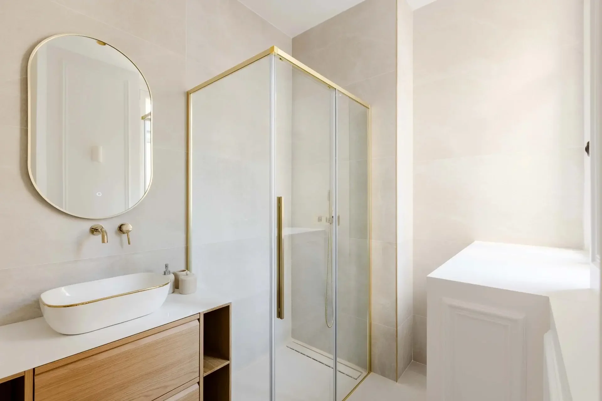 Image du bien : L'elégance d'un appartement Parisien au pied de la tour Eiffeil 13