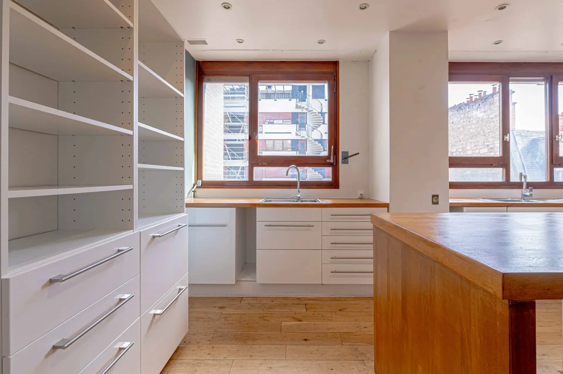 Picture of property:  15