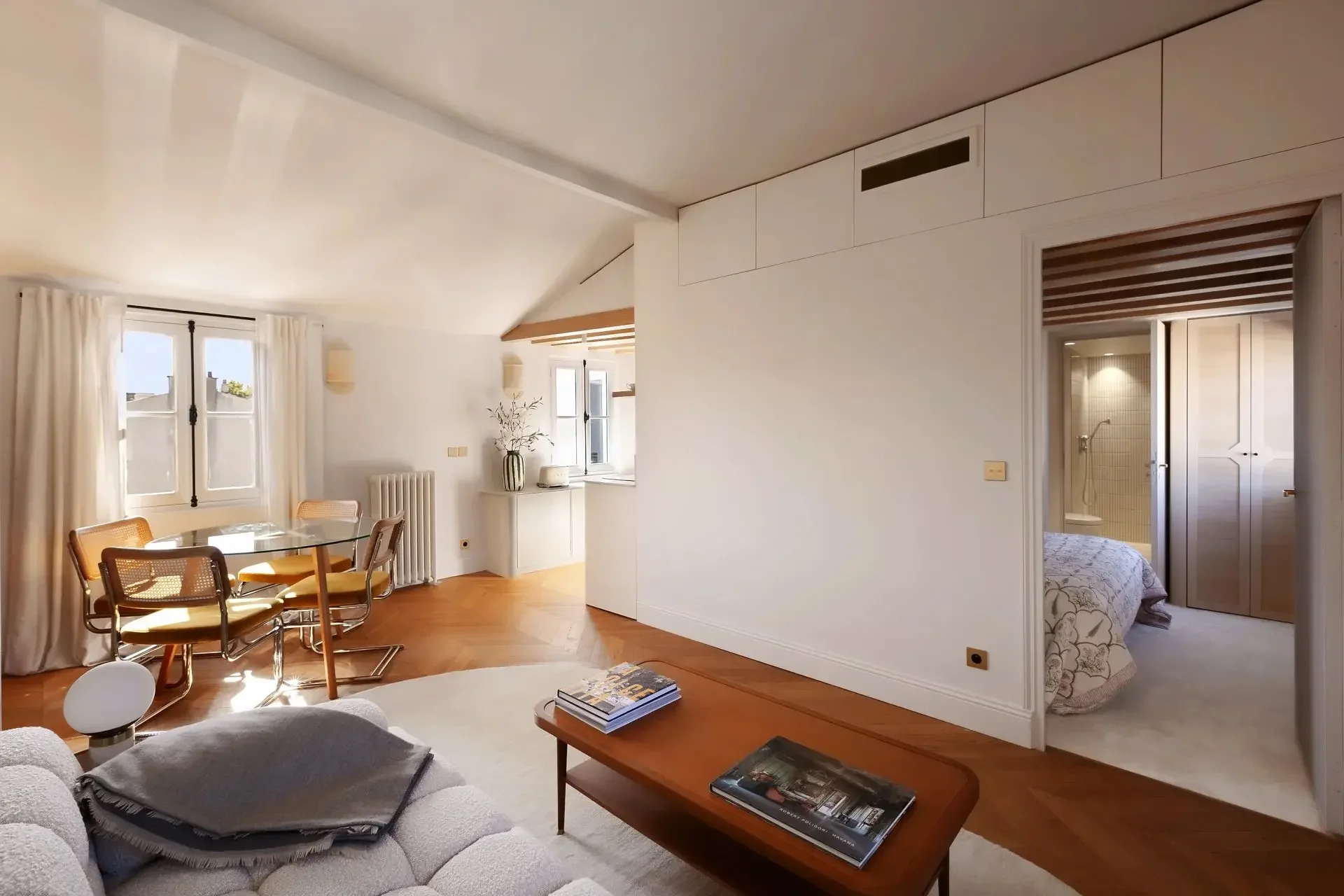 Image du bien : Appartement clé en main avec vue sur monument - Saint-Sulpice 2